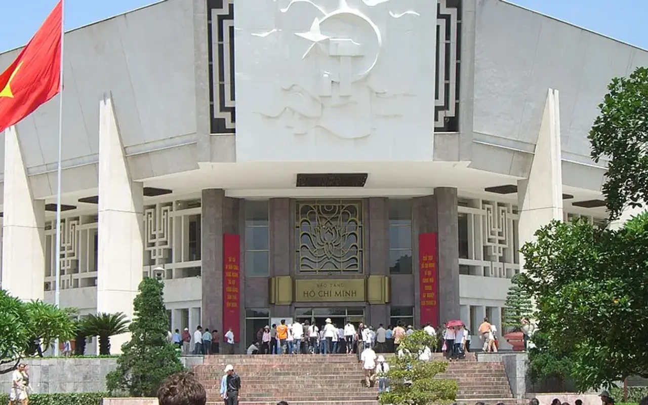 main photo